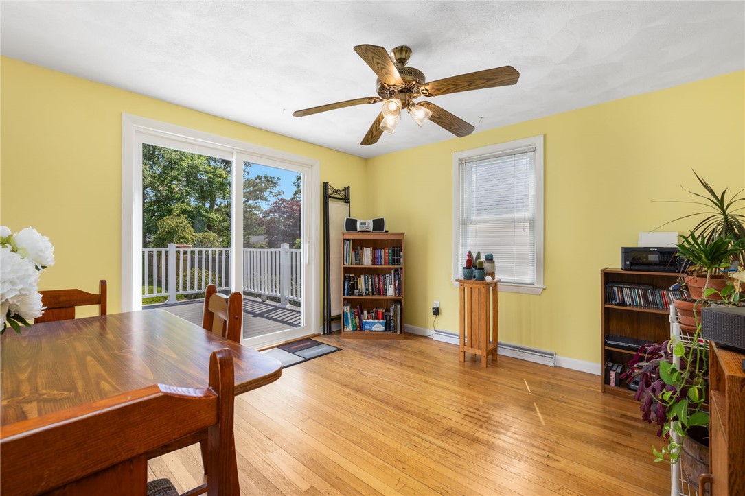 70 New Lexington Road North Kingstown, RI 02852 - Photo 8 of 30 Den/dining room