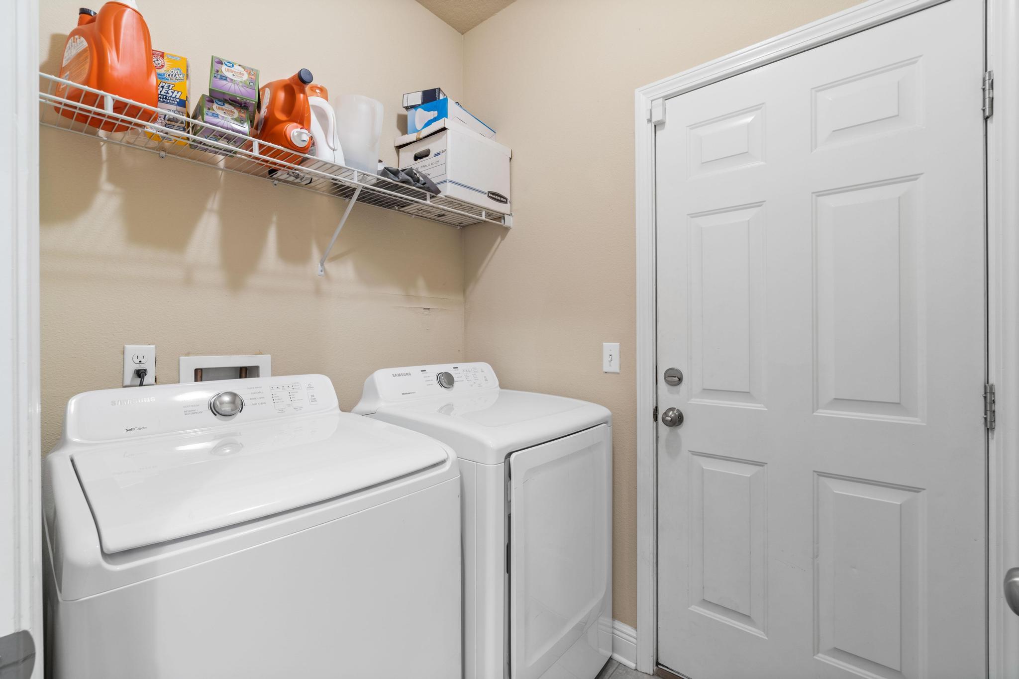 641 Red Fern Road Crestview, FL 32536 - Photo 27 of 33 a utility room with dryer and washer
