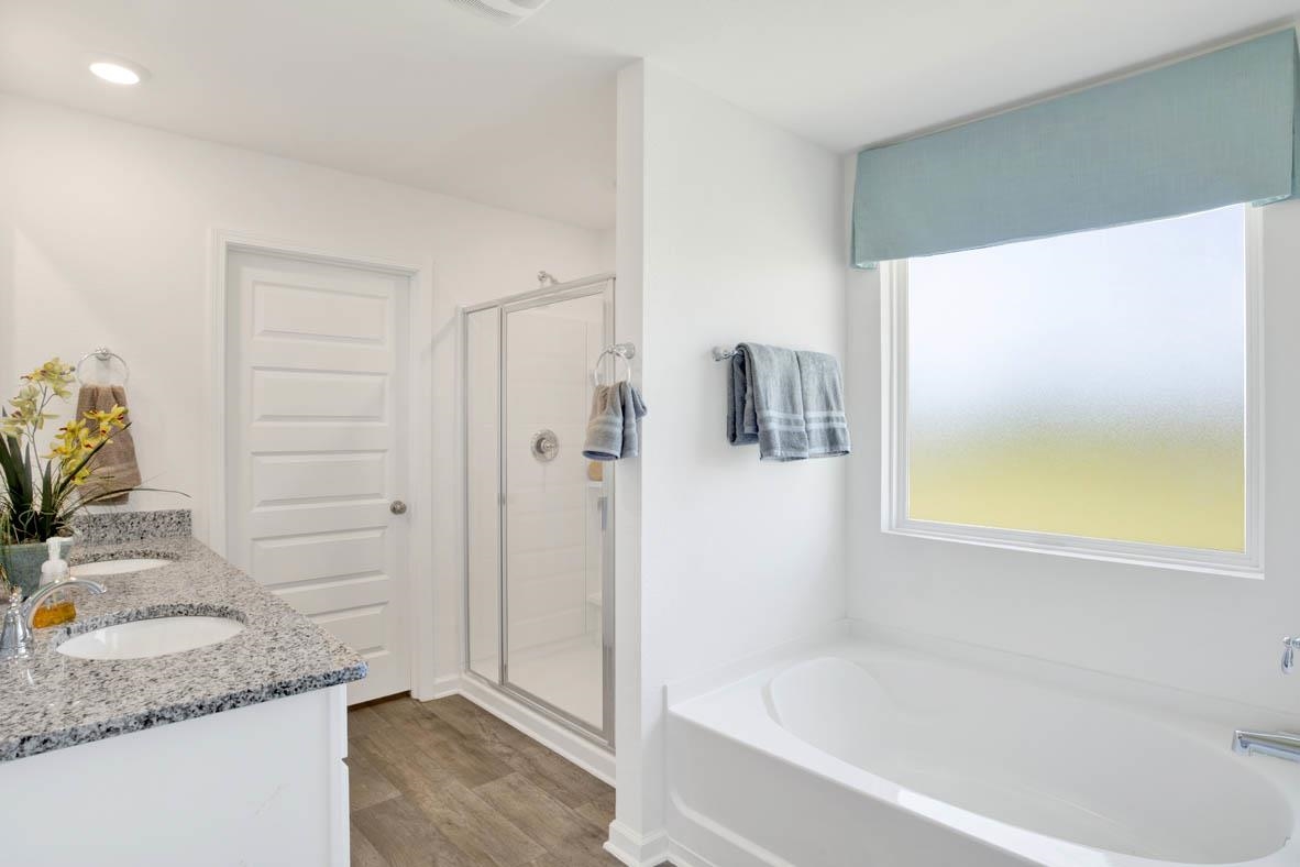 8880 Sea Star Circle Foley, AL 36535 - Photo 21 of 67 Bathroom