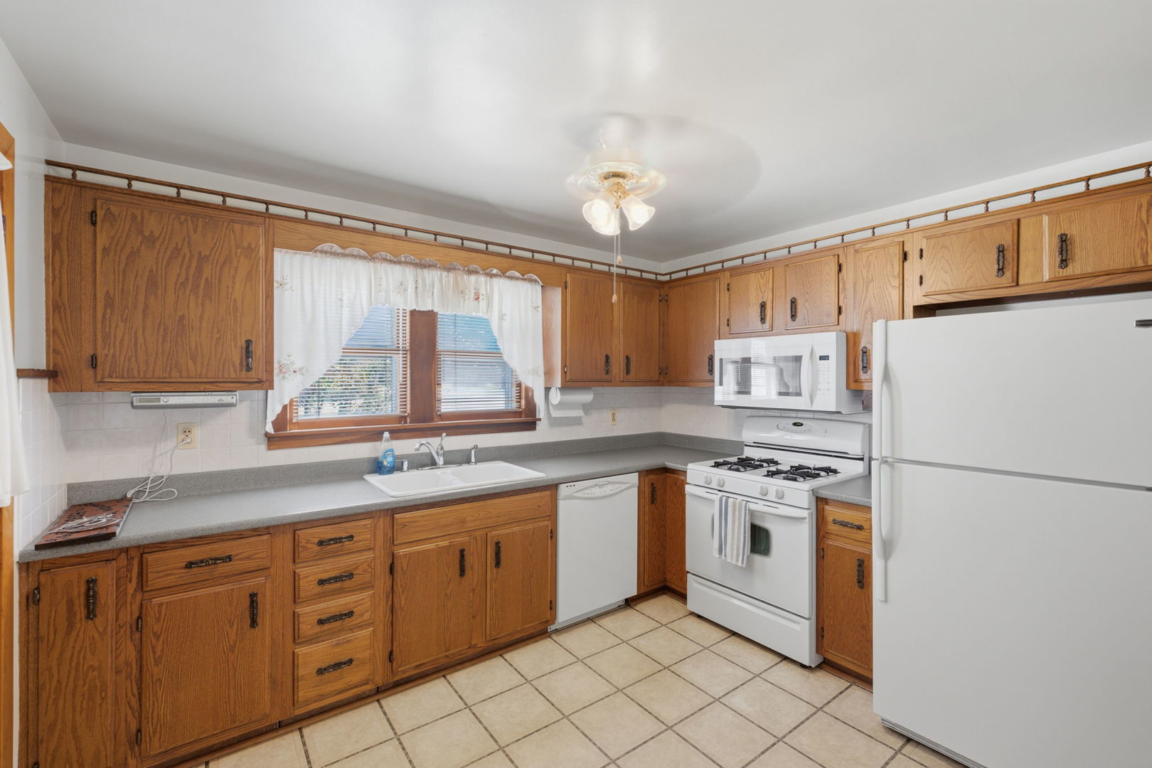 705 Southwest 4th Street Aledo, IL 61231 - Photo 5 of 22 Gallery Image 5