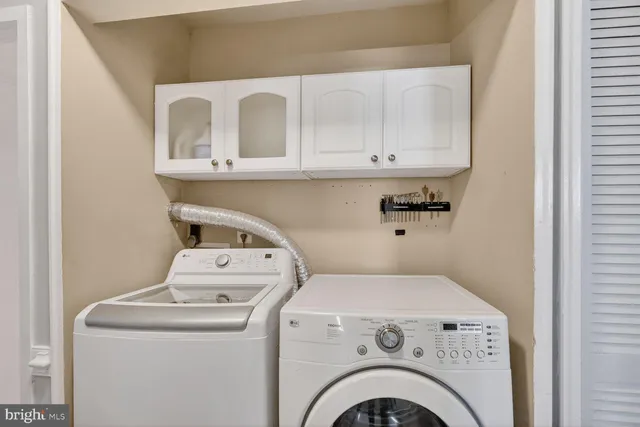 $245,000 | 426 Girard Street, Unit 160, Gaithersburg, MD 20877