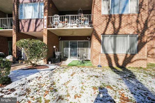 $245,000 | 426 Girard Street, Unit 160, Gaithersburg, MD 20877