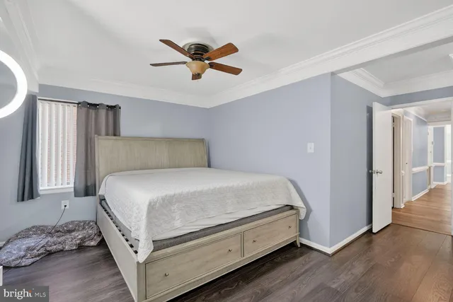 $245,000 | 426 Girard Street, Unit 160, Gaithersburg, MD 20877