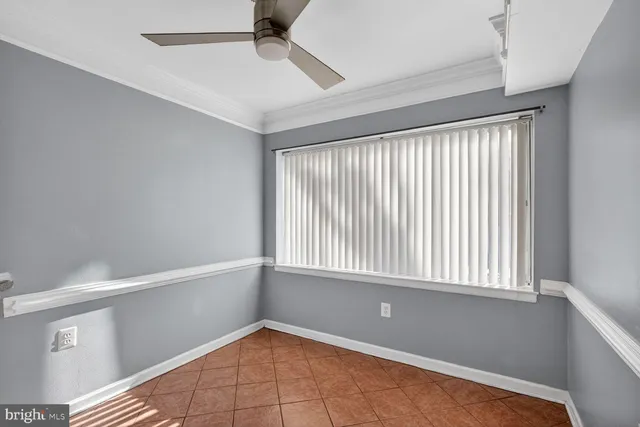 $245,000 | 426 Girard Street, Unit 160, Gaithersburg, MD 20877