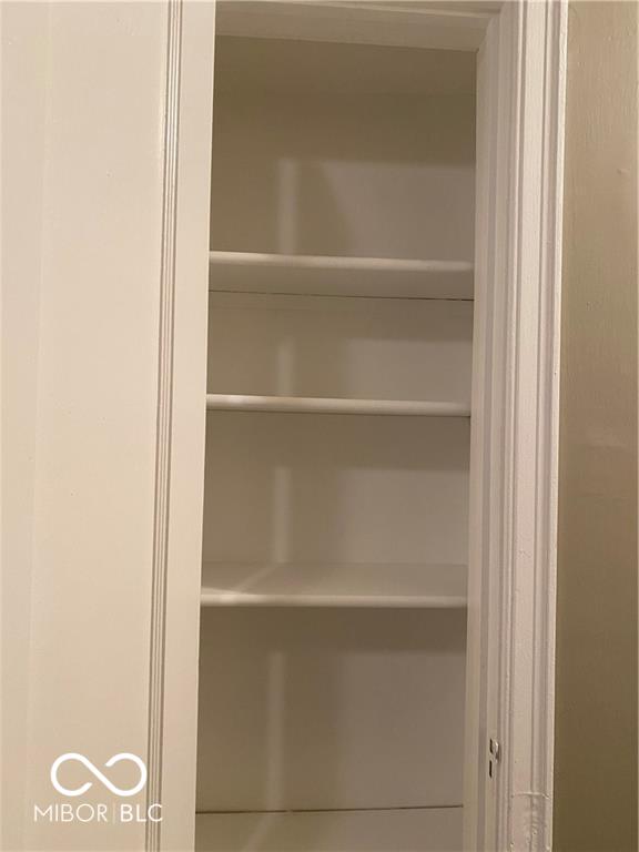 4023 Clarendon Road Indianapolis, IN 46208 - Photo 8 of 13