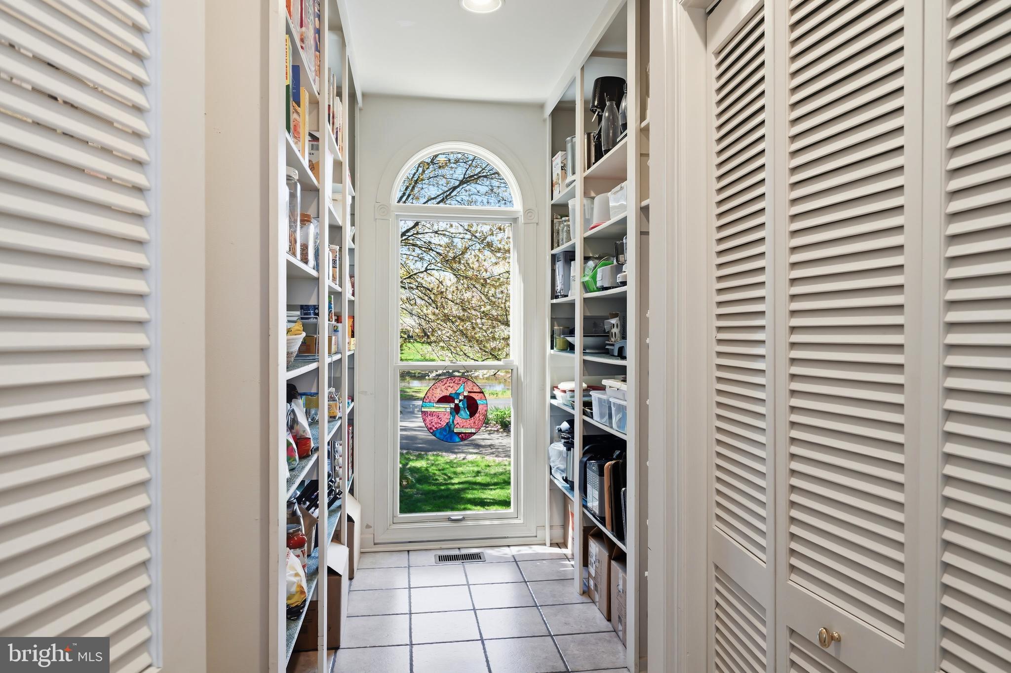 1901 Cox Neck Road Chester, MD 21619 - Photo 29 of 95 Pantry