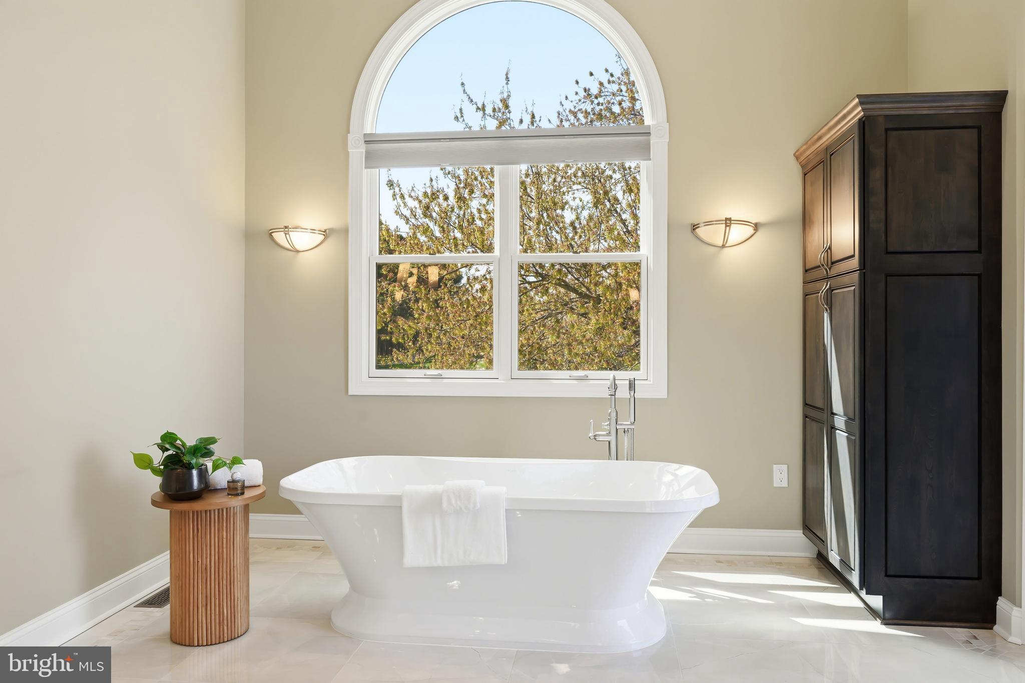 1901 Cox Neck Road Chester, MD 21619 - Photo 42 of 95 Primary Bathroom