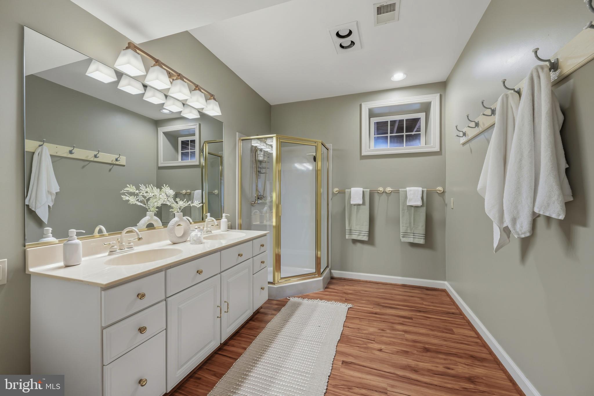 1901 Cox Neck Road Chester, MD 21619 - Photo 70 of 95 Full bath fist level