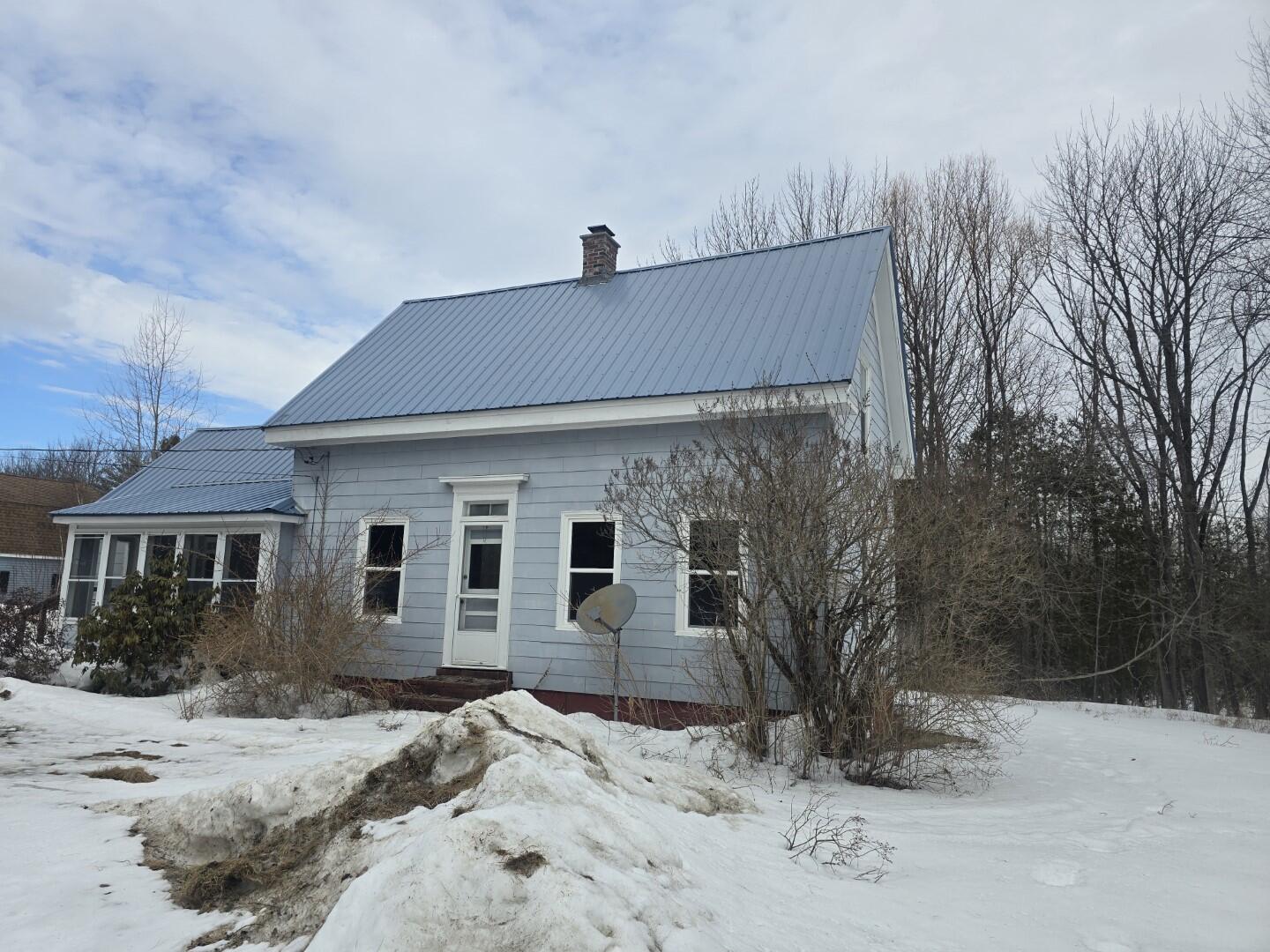 1555 Union Street Bangor, ME 04401 - Photo 3 of 24 20260301_123904