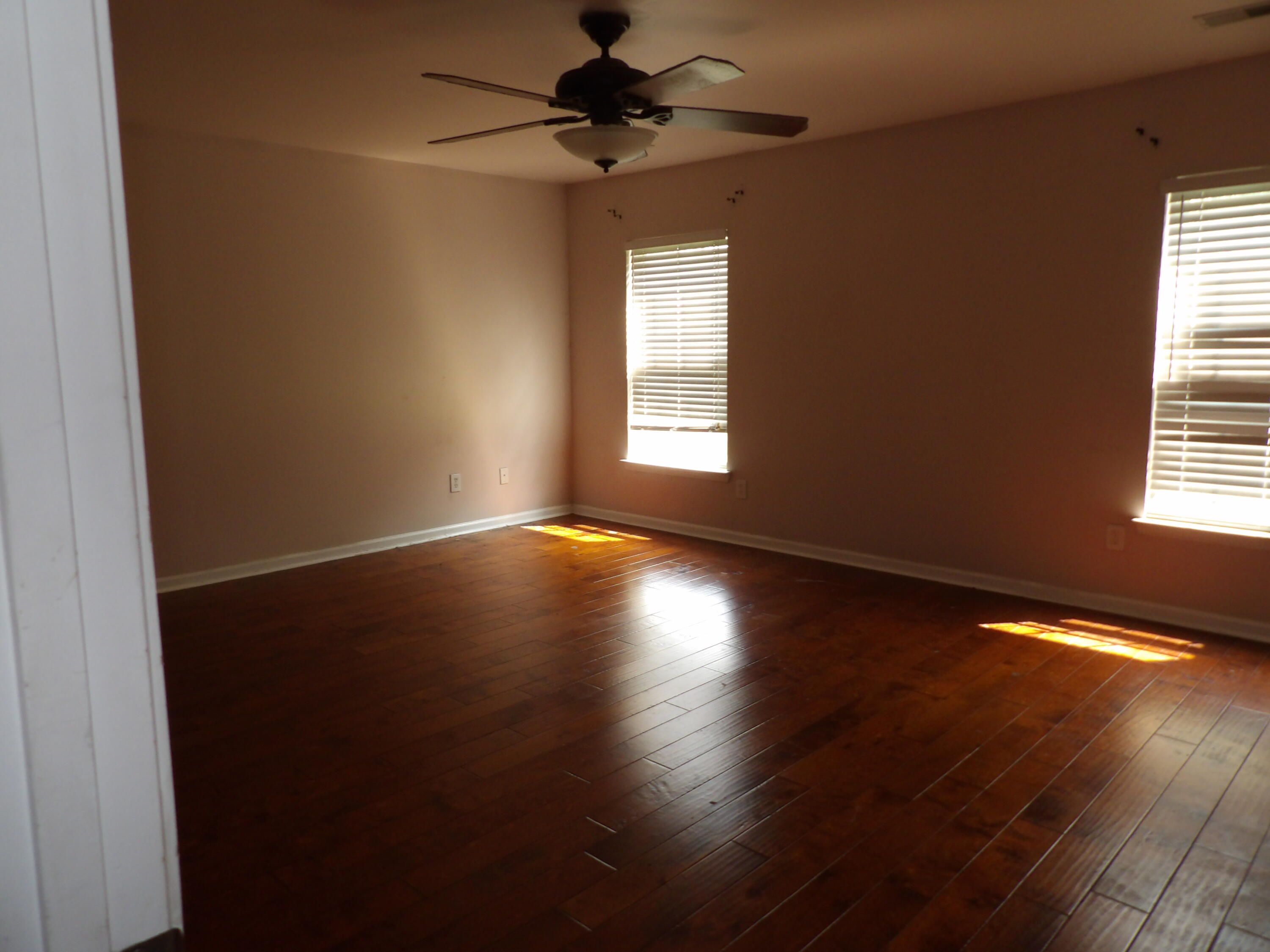 306 Briarbend Road Goose Creek, SC 29445 - Photo 4 of 16 047