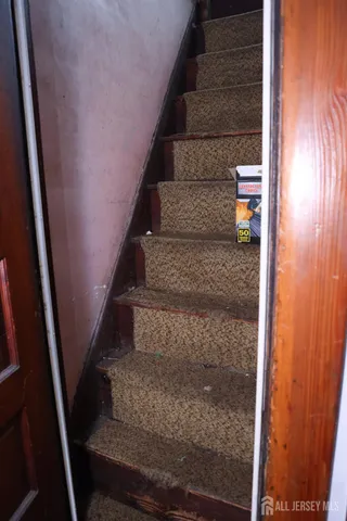 $515,000 | 88 Woodbridge Avenue, Sewaren, NJ 07077