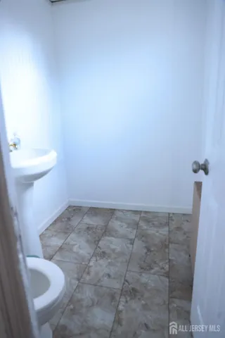 $515,000 | 88 Woodbridge Avenue, Sewaren, NJ 07077