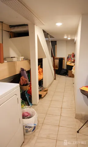 $515,000 | 88 Woodbridge Avenue, Sewaren, NJ 07077