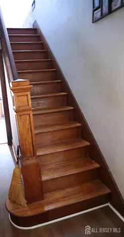 $515,000 | 88 Woodbridge Avenue, Sewaren, NJ 07077