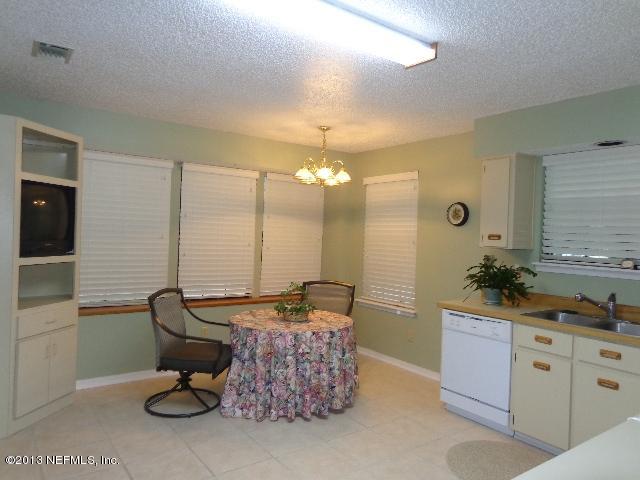 5485 Fort Caroline Road Jacksonville, FL 32277 - Photo 13 of 21 Kitchen - breakfast area