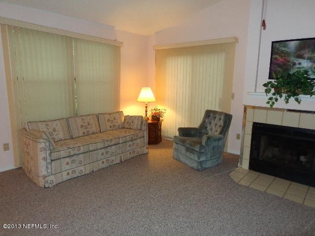 5485 Fort Caroline Road Jacksonville, FL 32277 - Photo 6 of 21 Living room