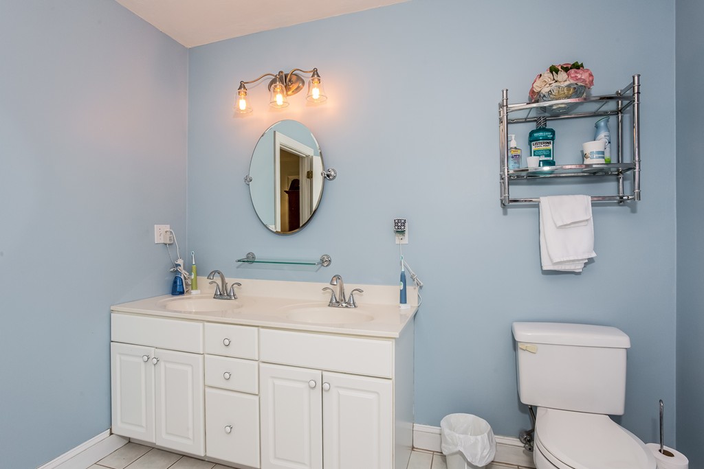 14 Nicole Road Mansfield, MA 02048 - Photo 17 of 29 Gallery Image 17