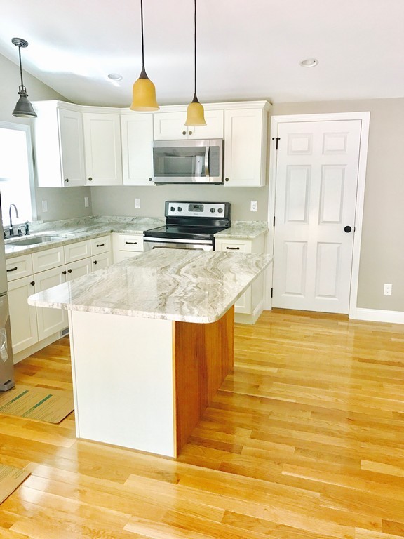 271 Rocky Hill Road Rehoboth, MA 02769 - Photo 4 of 19 Gallery Image 4