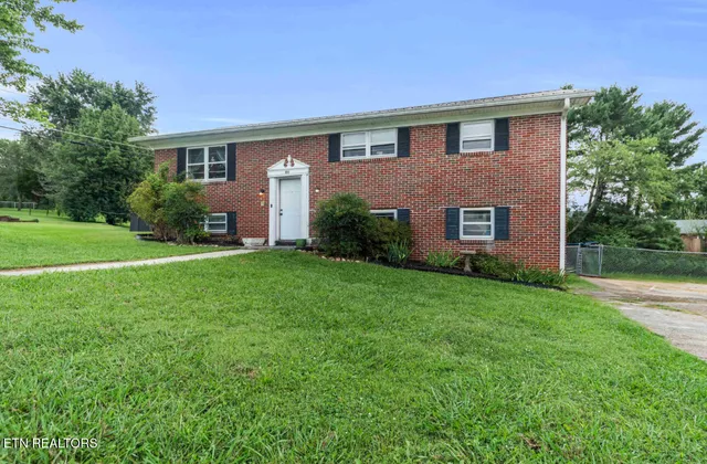 $289,900 | 3415 Emerald Avenue, Morristown, TN 37814