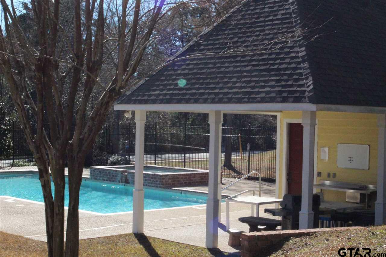 4029 Hanover Place Tyler, TX 75701 - Photo 2 of 3