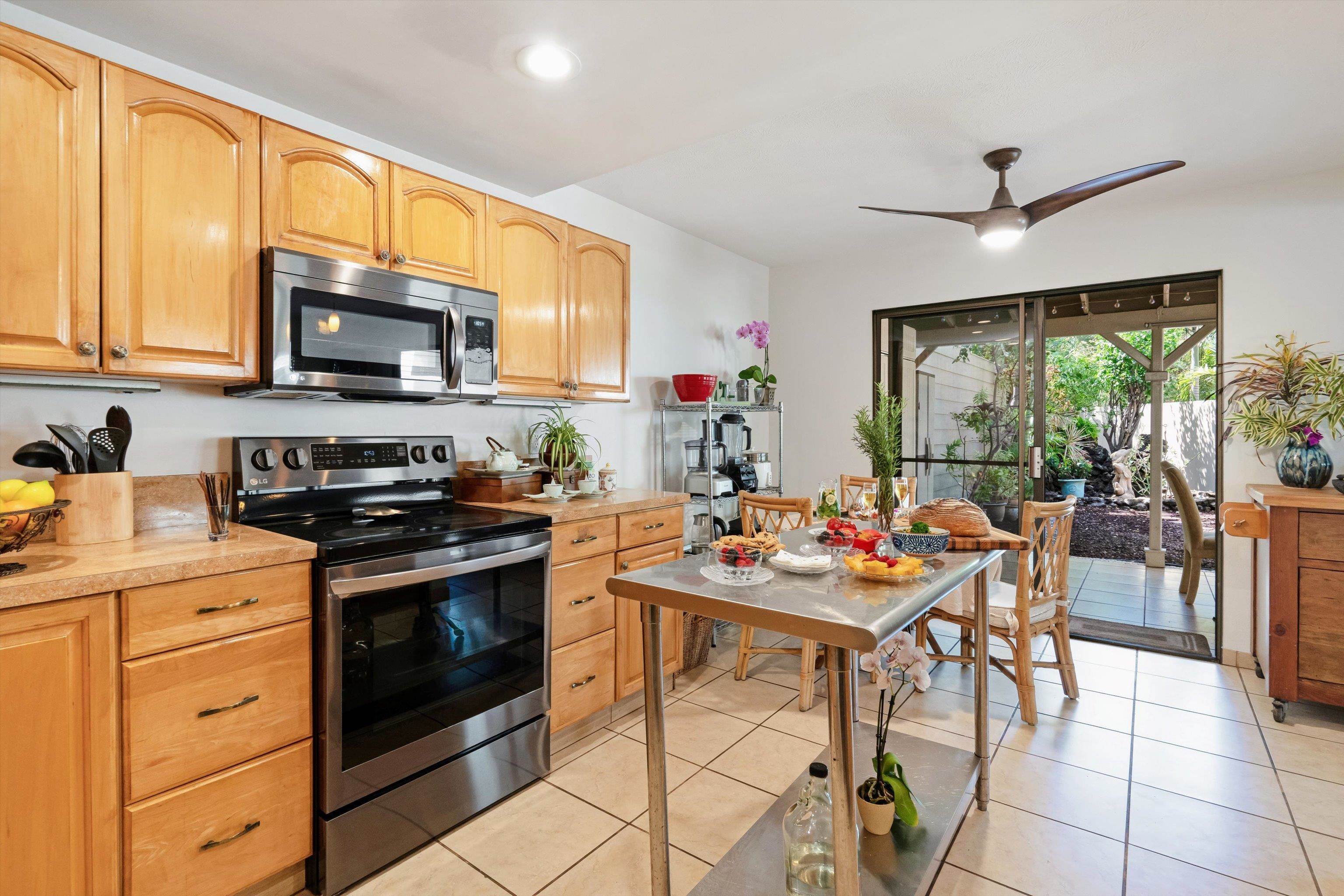 90 Auhana Road, Unit 201 Kihei, HI 96753 - Photo 11 of 45