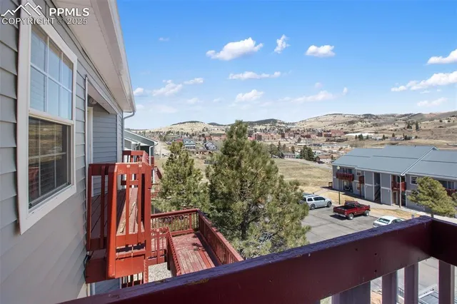 $189,900 | 122 Whalen Avenue, Unit 32, Cripple Creek, CO 80813