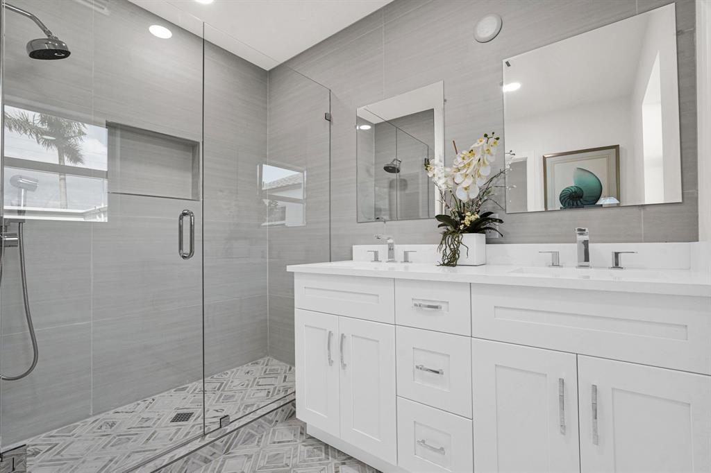 4015 Washington Road West Palm Beach, FL 33405 - Photo 23 of 42