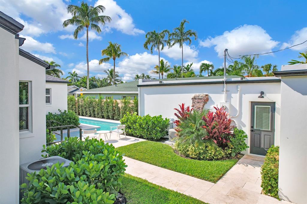 4015 Washington Road West Palm Beach, FL 33405 - Photo 28 of 42