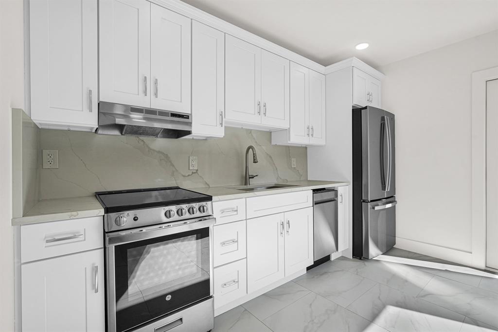 4015 Washington Road West Palm Beach, FL 33405 - Photo 30 of 42