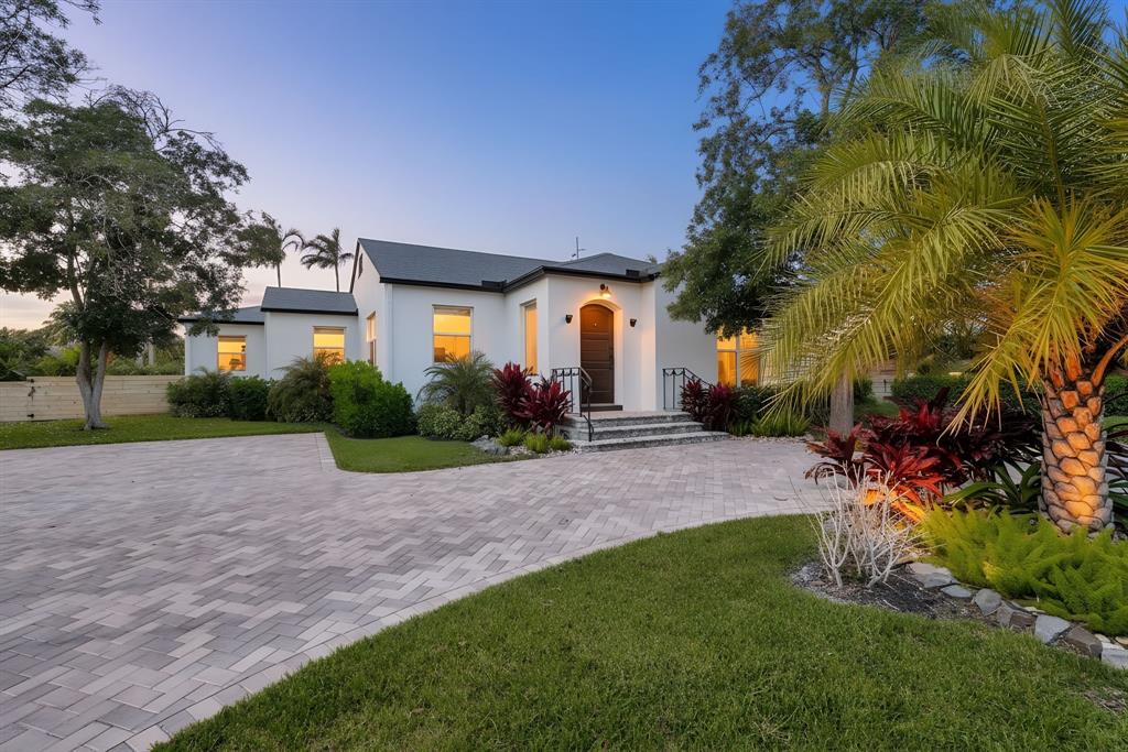 4015 Washington Road West Palm Beach, FL 33405 - Photo 4 of 42