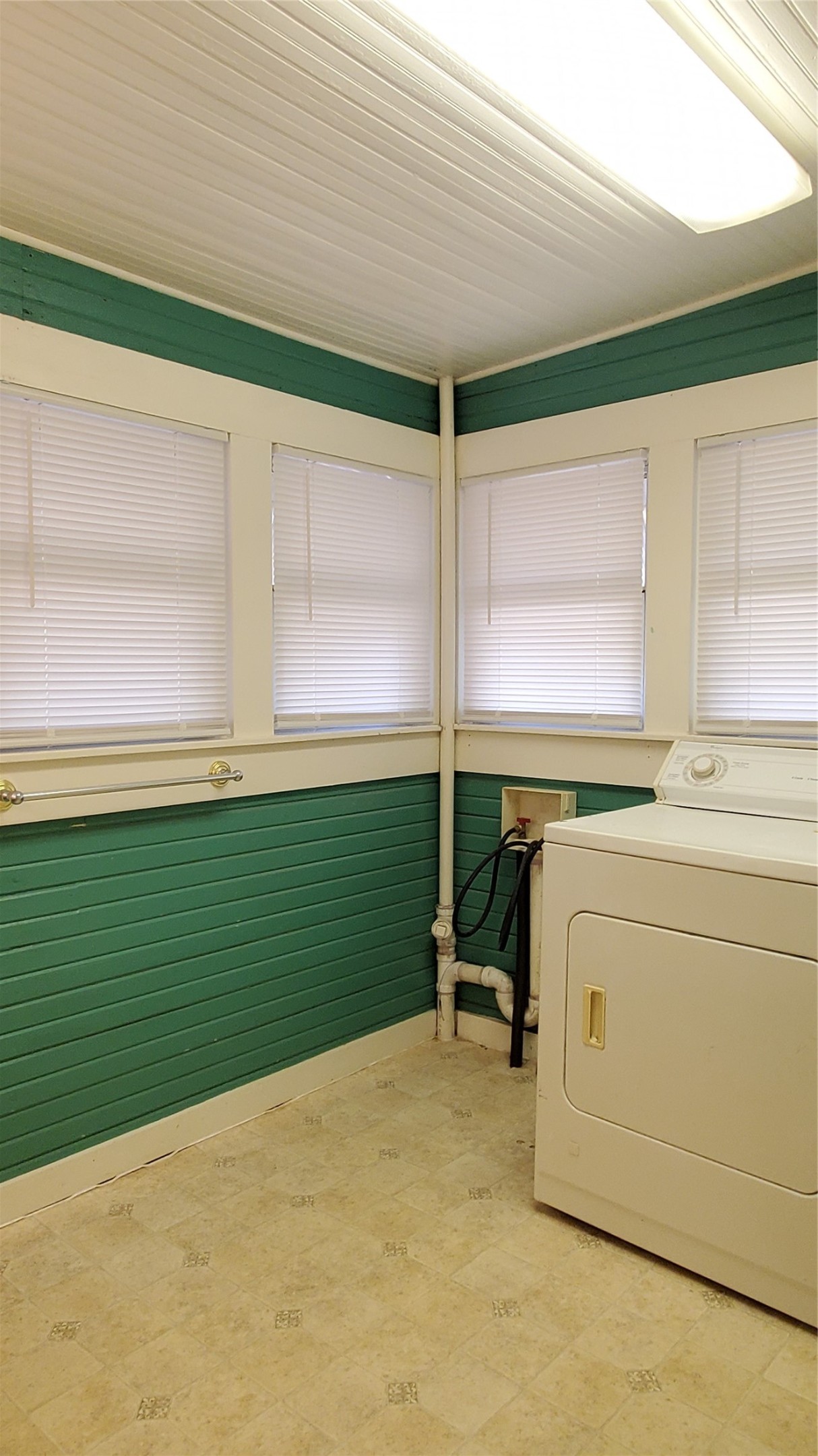 1117 West 4th Street Taylor, TX 76574 - Photo 17 of 22