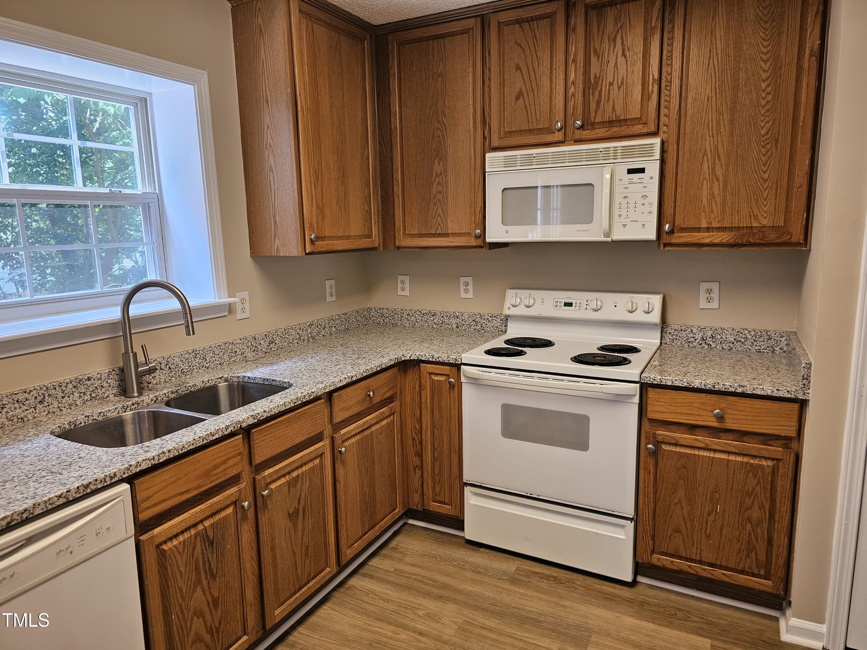 3 Kilbreth Avenue Durham, NC 27713 - Photo 3 of 48 20240703_144943