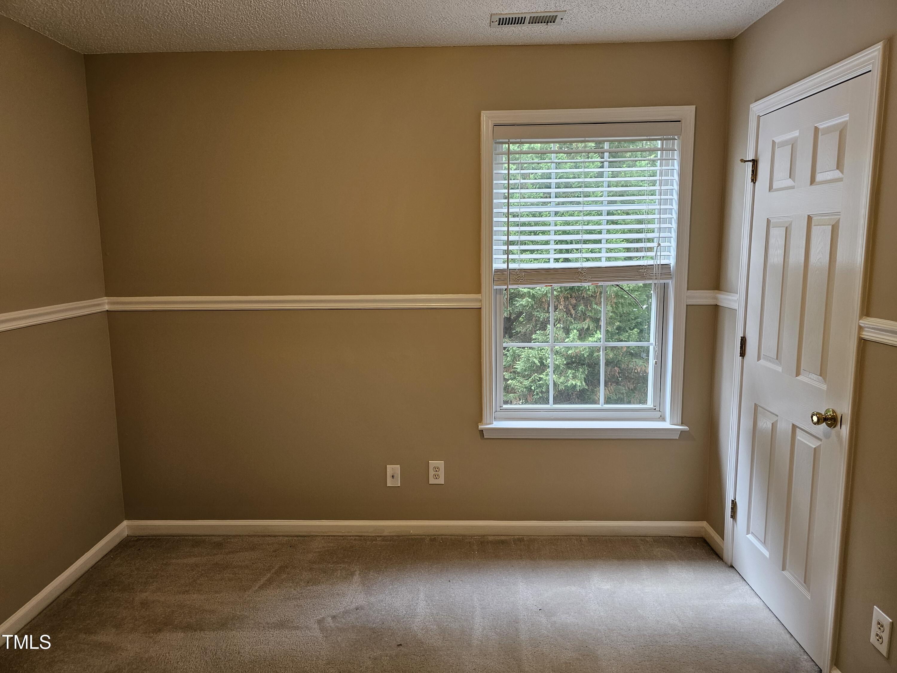 3 Kilbreth Avenue Durham, NC 27713 - Photo 38 of 48 20240703_145731