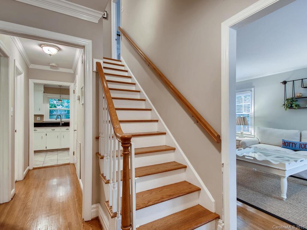 614 Sandridge Road Charlotte, NC 28210 - Photo 5 of 44 Gallery Image 5