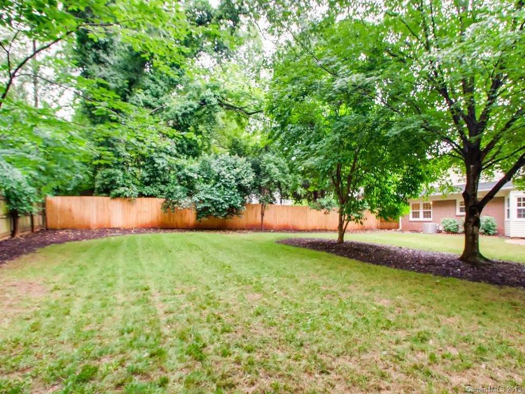 614 Sandridge Road Charlotte, NC 28210 - Photo 42 of 44 Gallery Image 42