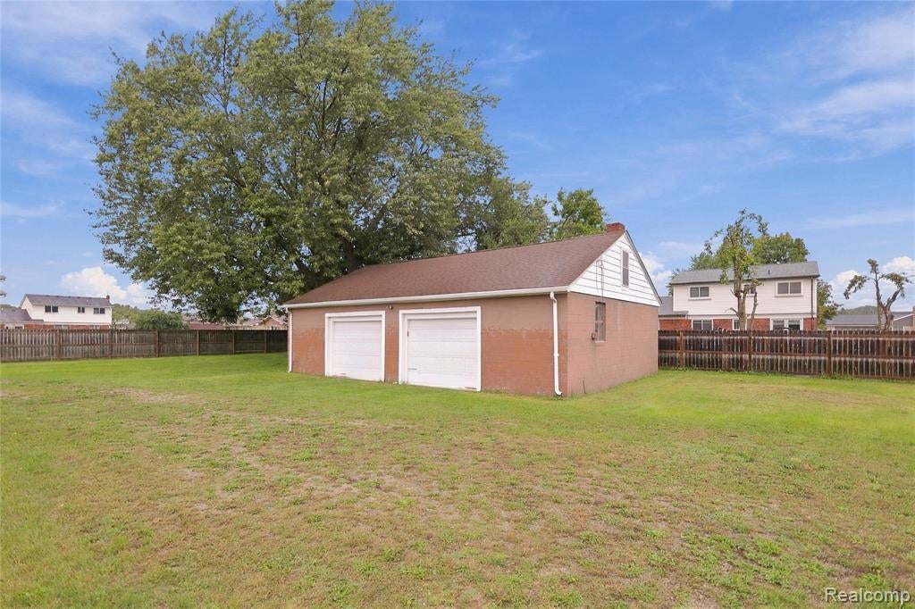 5353 18 Mile Road Sterling Heights, MI 48314 - Photo 26 of 29 Gallery Image 26