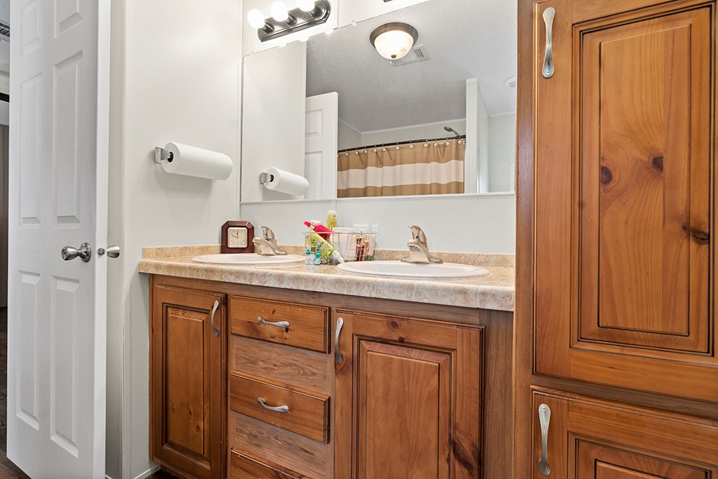 109 Quail Road Ninety Six, SC 29666 - Photo 12 of 17 Gallery Image 12