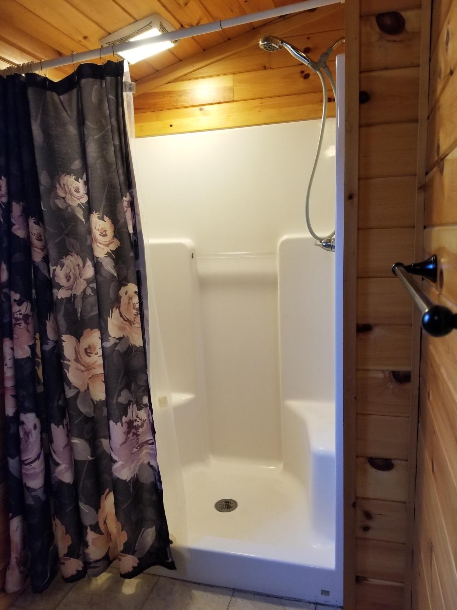 15 Crummett Street Waterville, ME 04901 - Photo 9 of 35 Full Bath