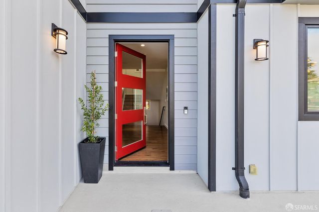 $2,888,000 | 316 Humboldt Road, Brisbane, CA 94005