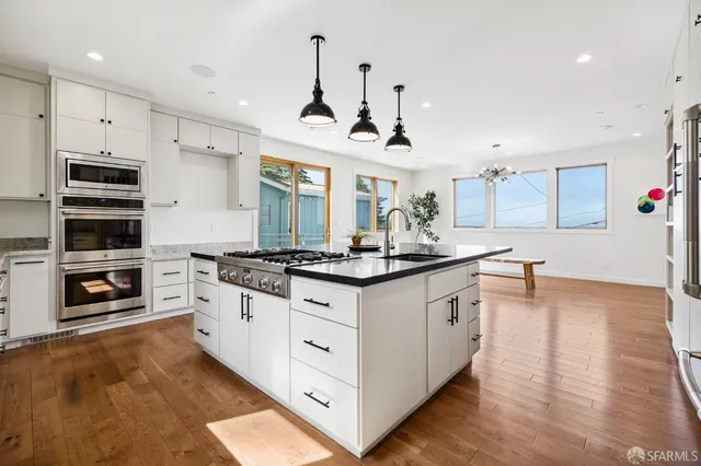 $2,888,000 | 316 Humboldt Road, Brisbane, CA 94005