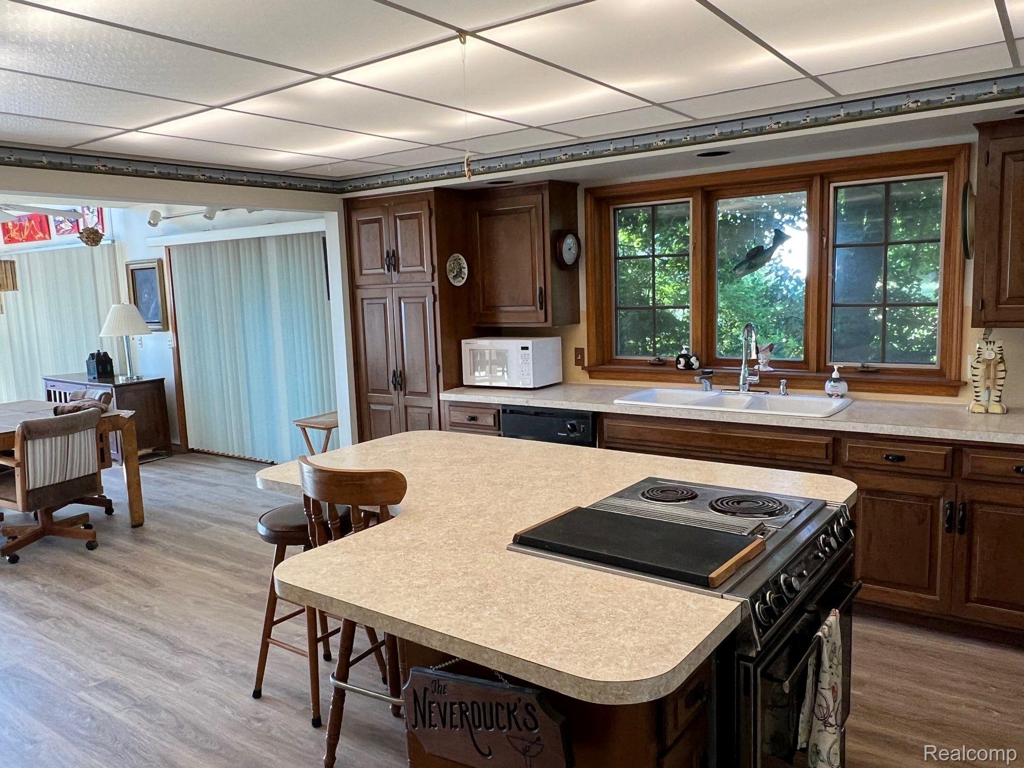 2287 Lakeshore Road Applegate, MI 48401 - Photo 14 of 26 Gallery Image 14