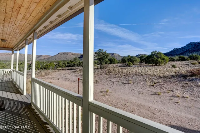 $650,000 | 29450 North Caballero Way, Paulden, AZ 86334
