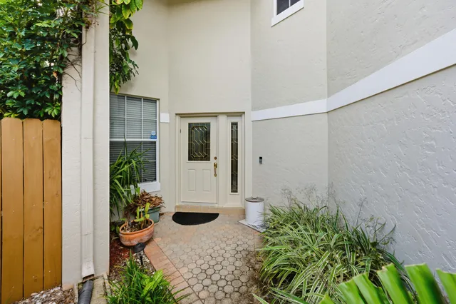 $760,000 | 2495 Northwest 66th Drive, Boca Raton, FL 33496