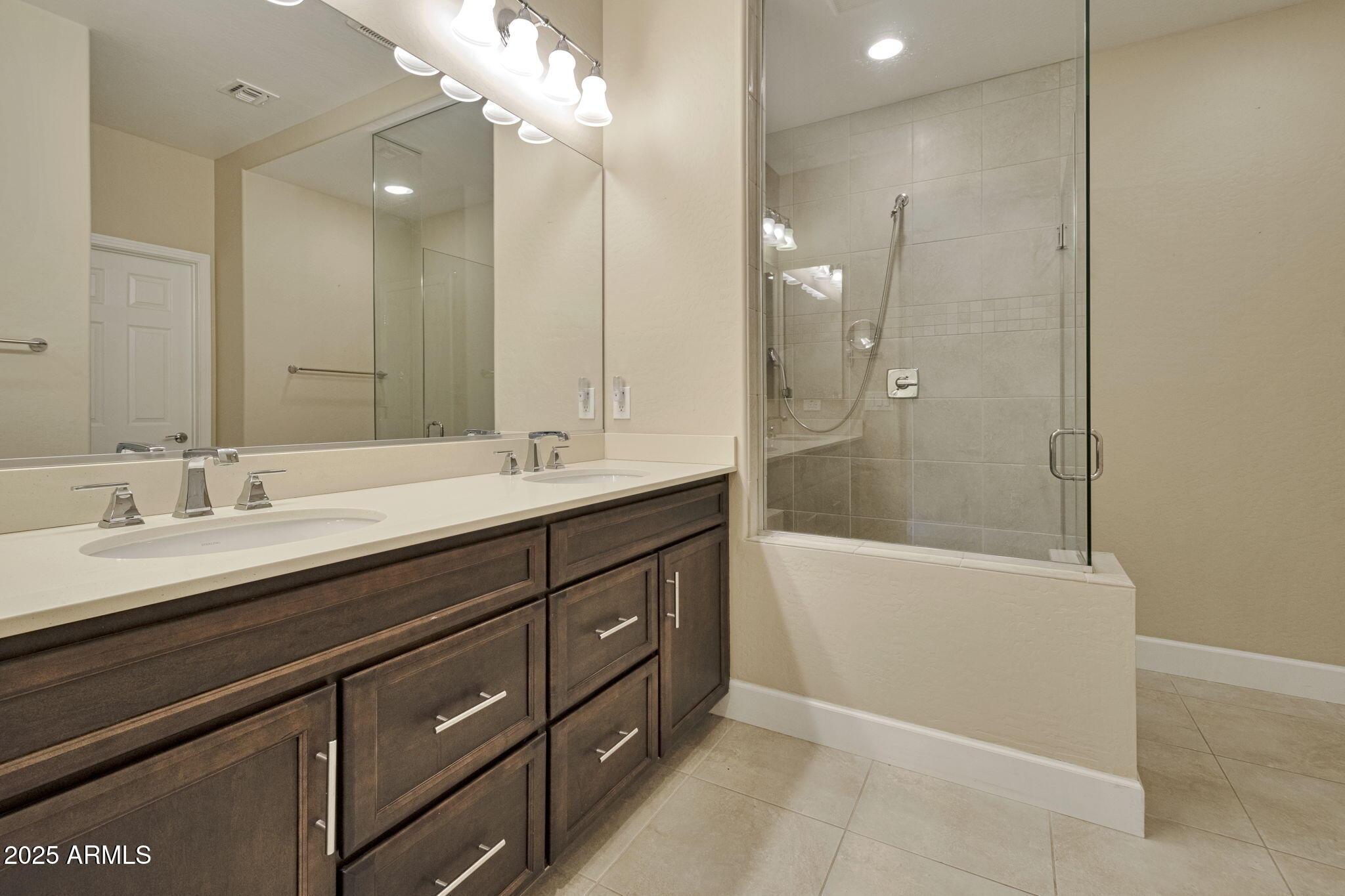 16927 West Granada Road Goodyear, AZ 85395 - Photo 14 of 25 6-web-or-mls-QP - 8392