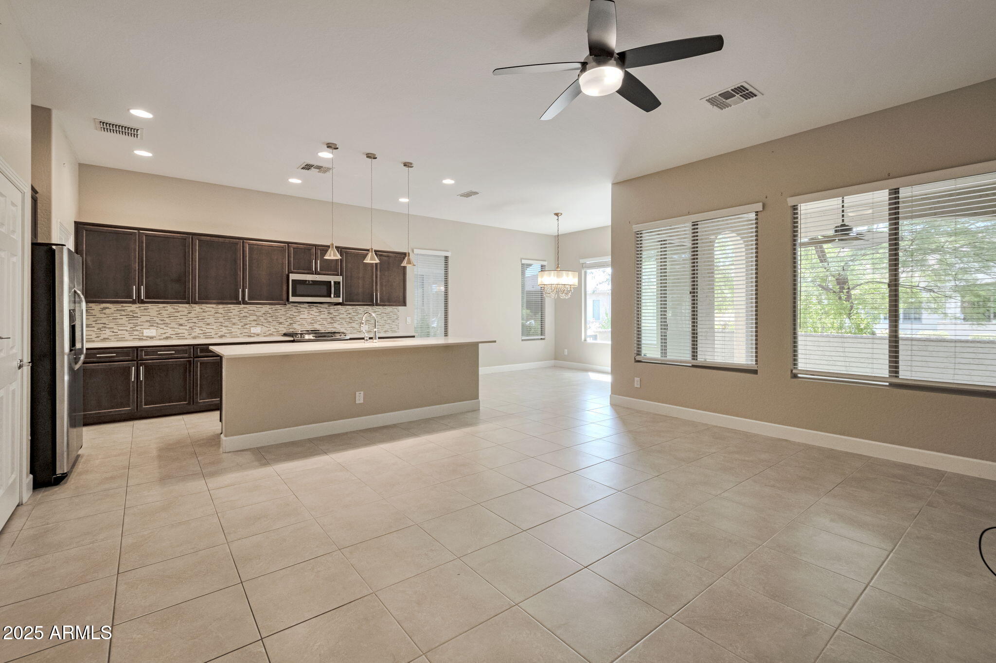 16927 West Granada Road Goodyear, AZ 85395 - Photo 8 of 25 20-web-or-mls-QP - 8420