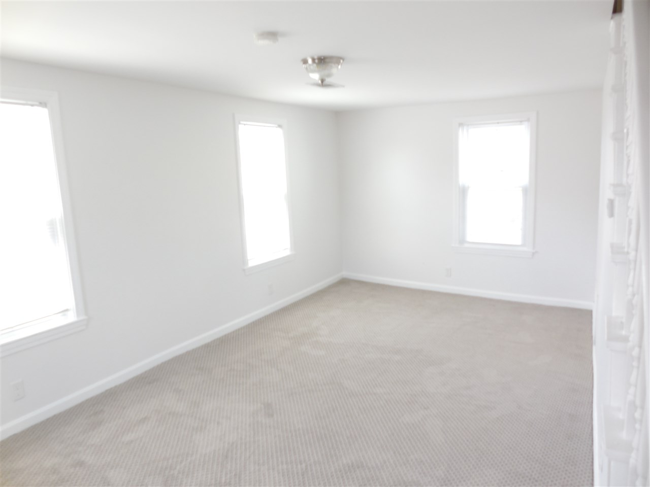 20 North Shore Road Derry, NH 03038 - Photo 6 of 22