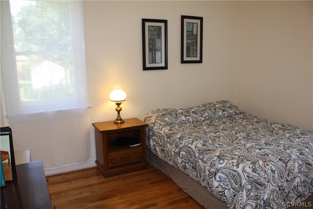 7508 Three Chopt Road Henrico, VA 23229 - Photo 15 of 38 Master Bedroom as viewed from the Hallway
