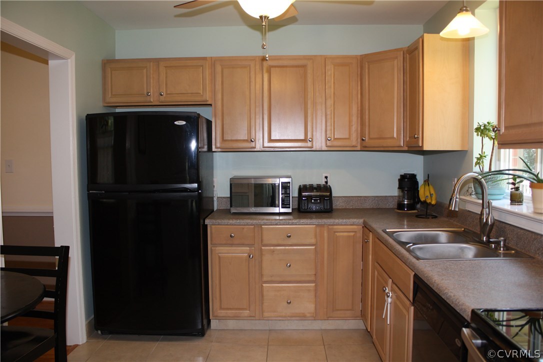 7508 Three Chopt Road Henrico, VA 23229 - Photo 3 of 38 Kitchen as viewed from the Utility Room