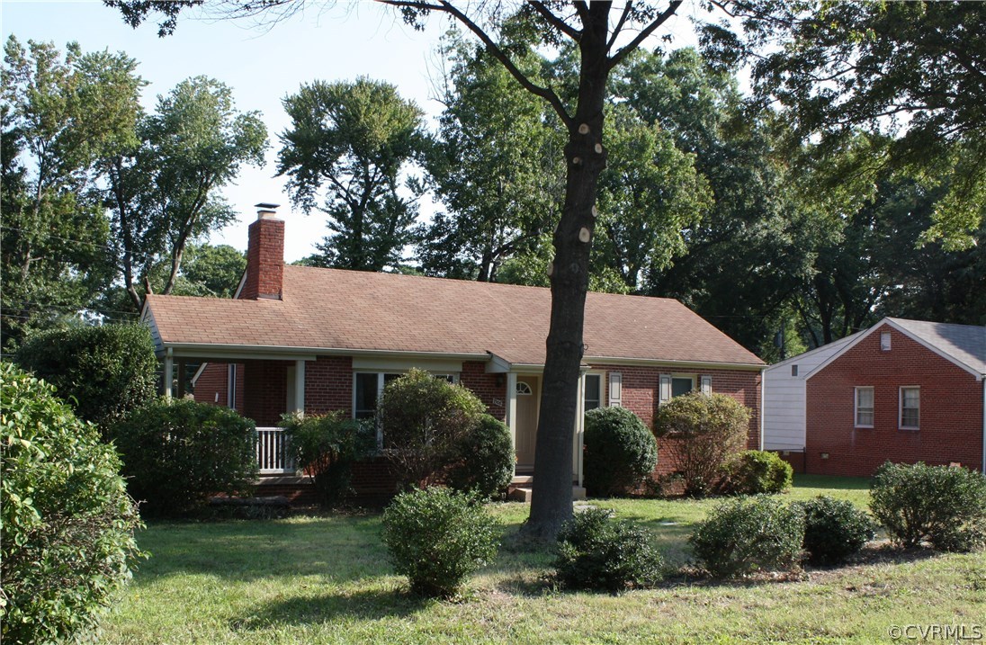 7508 Three Chopt Road Henrico, VA 23229 - Photo 4 of 38 Gallery Image 4
