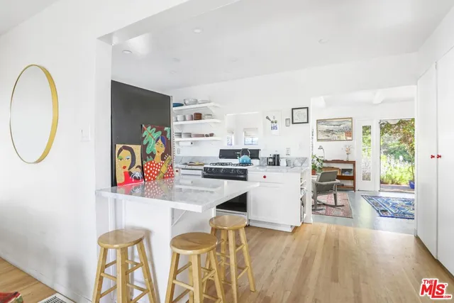 $7,000 | 1563 Lucretia Avenue, Los Angeles, CA 90026